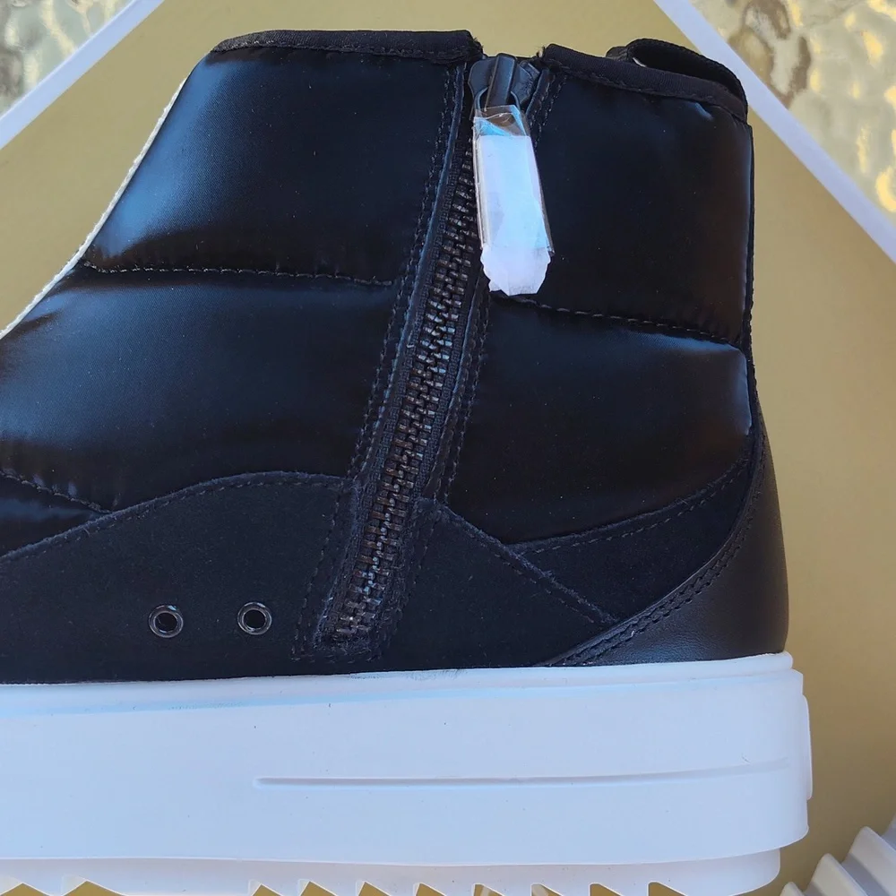 MICHAEL Michael Kors Emmett Quilted Sneaker Boot - Picture 5 of 14